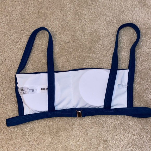 bikini top - Picture 2 of 2